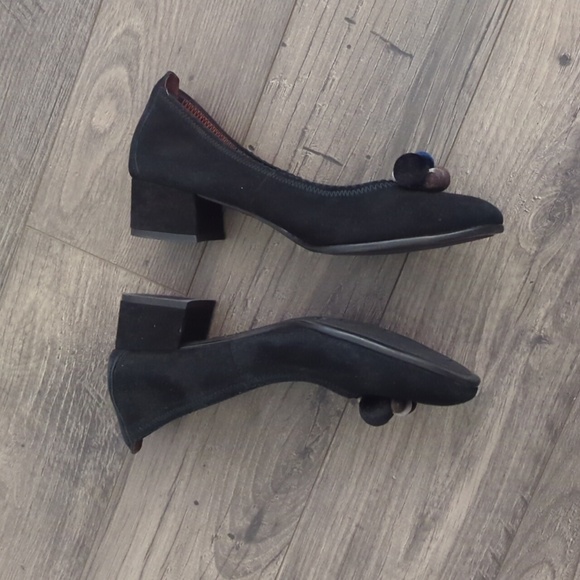 Hispanitaa Black Suede Slip On Heels w/Jedda Pom Pom Design Balls in Front - Picture 5 of 12